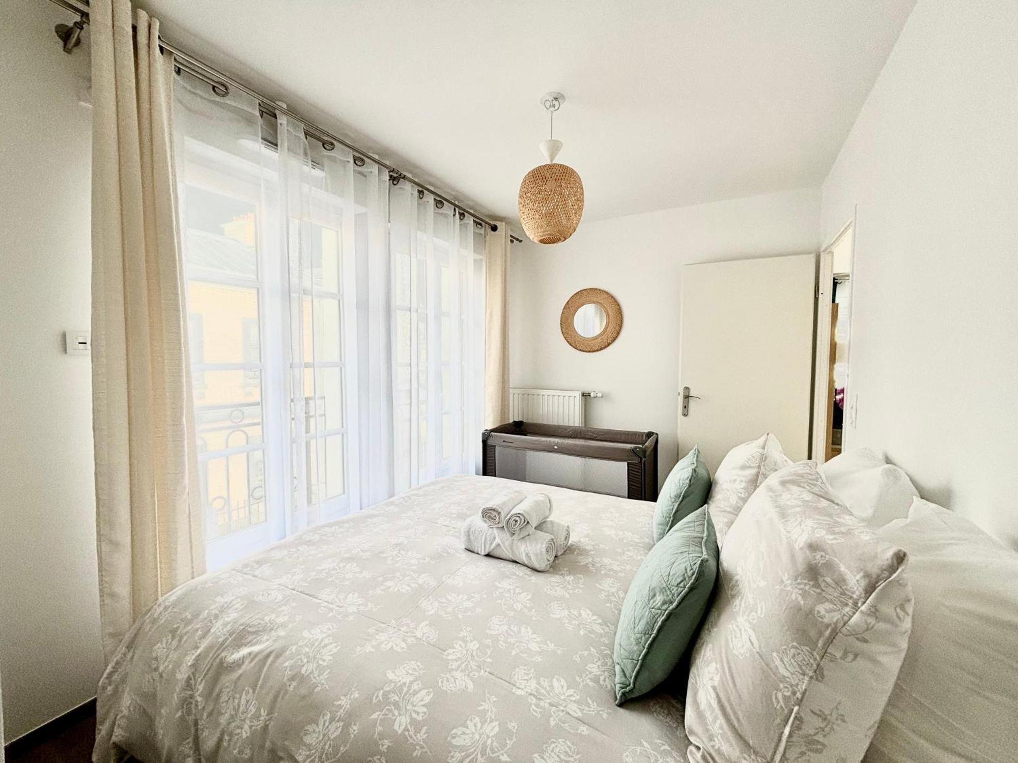 Sunny Apartment Near Disneyland Paris - Liz Appart Serris Buitenkant foto