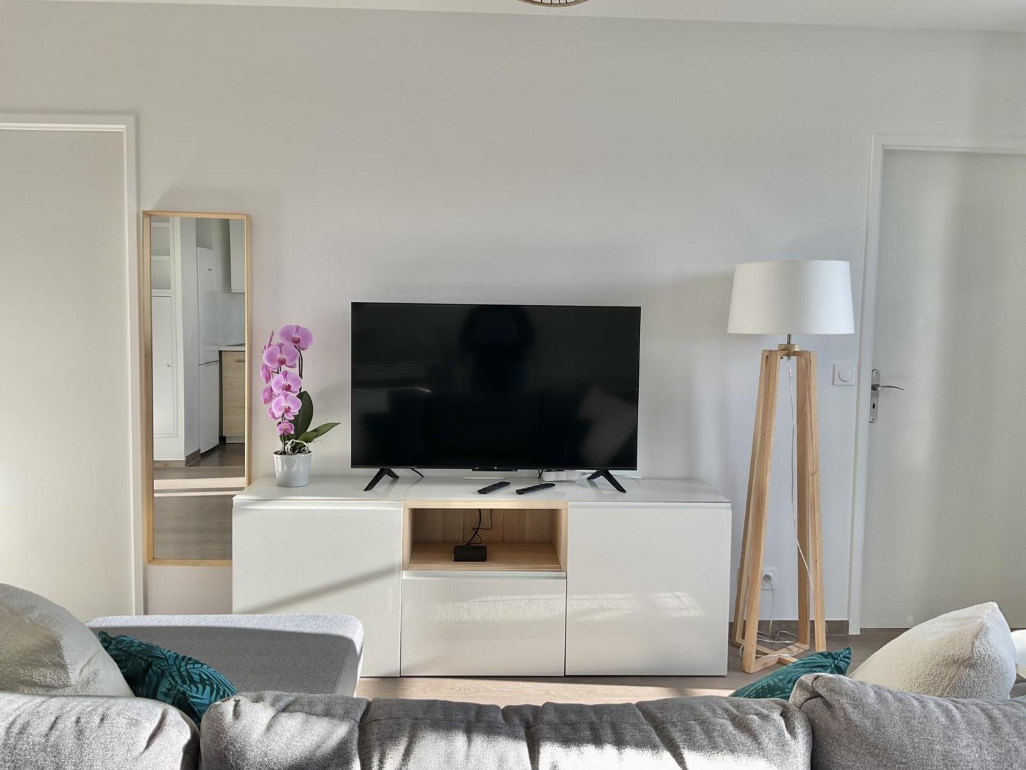 Sunny Apartment Near Disneyland Paris - Liz Appart Serris Buitenkant foto